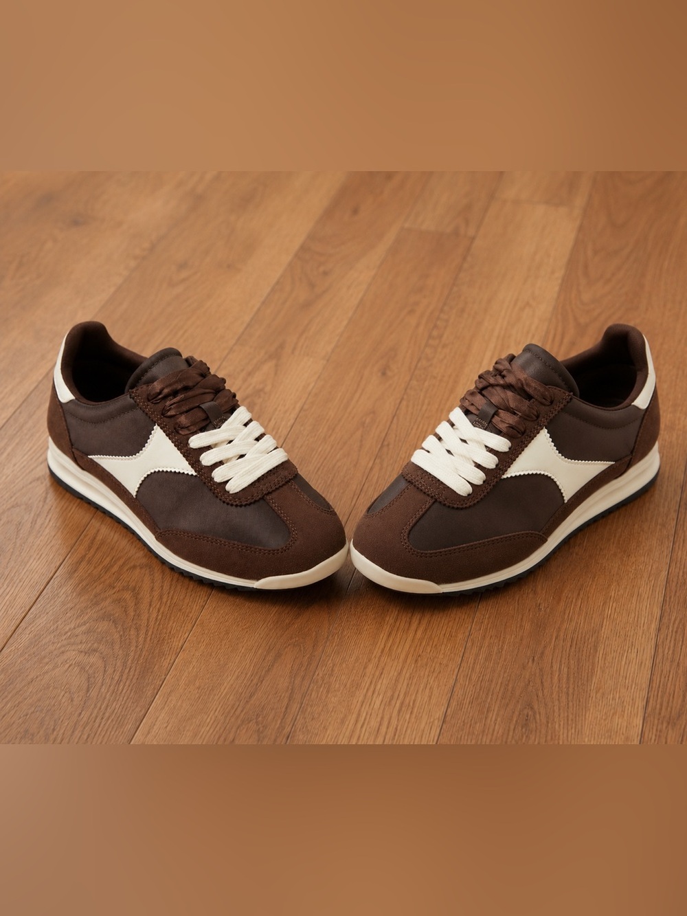 Universal Thread Brown and White Women's Athletic Sneakers Sz 11